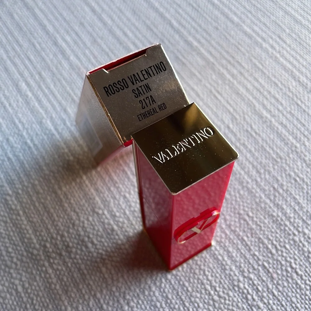 Valentino Rosso Valentino High Pigment Refillable Lipstick - 217A